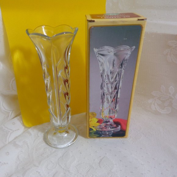 Borgonovo Clear Glass Short Pedestal 7.75"Tall Single Bud Vase Marked Italy - Picture 5 of 16